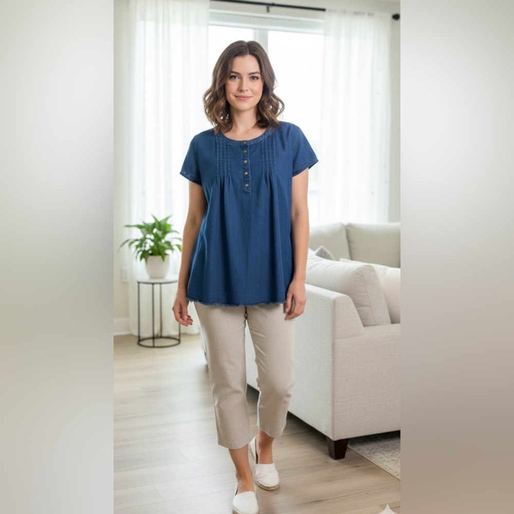 Blue Boxy Buttoned Blouse with Bib Collar